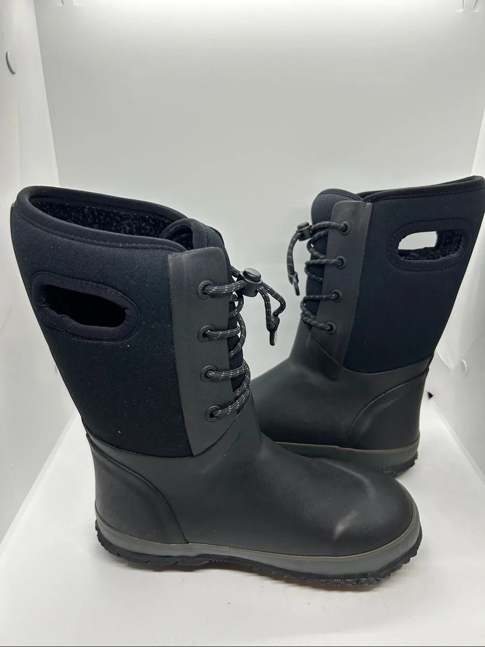 Children's Bogs Arcata Waterproof Lace Up Boot Black Rubber/Nylon Jersey  Size 3